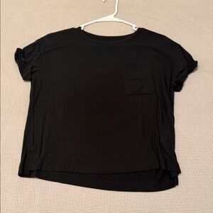 American Eagle Outfitters Black Short Sleeve Tee